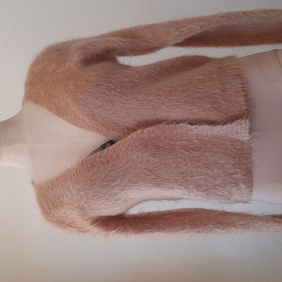 EUC- Kaelen Genuine Mohair Cardigan - Picture 7 of 16